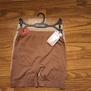 NWT Skinny girl Seamless Slip shorts